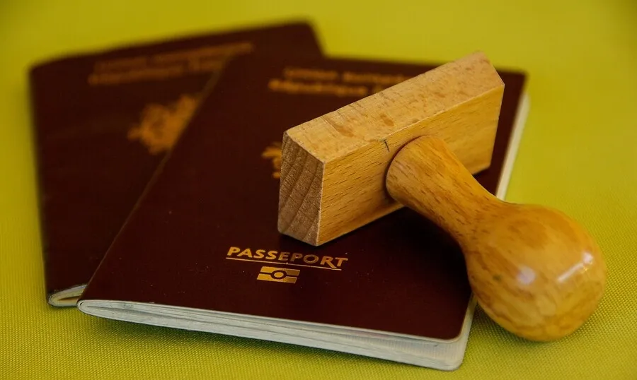 В Благовещенске на мужчину оформили кредит по украденному паспорту