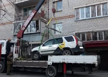 Очередной амурский должник лишился автомобиля