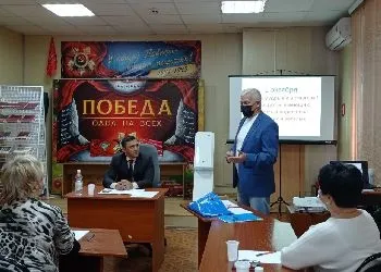 Олег Имамеев открыл новый семестр университета пожилых людей