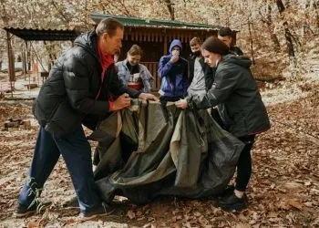 Для благовещенских подростков организовали День отца